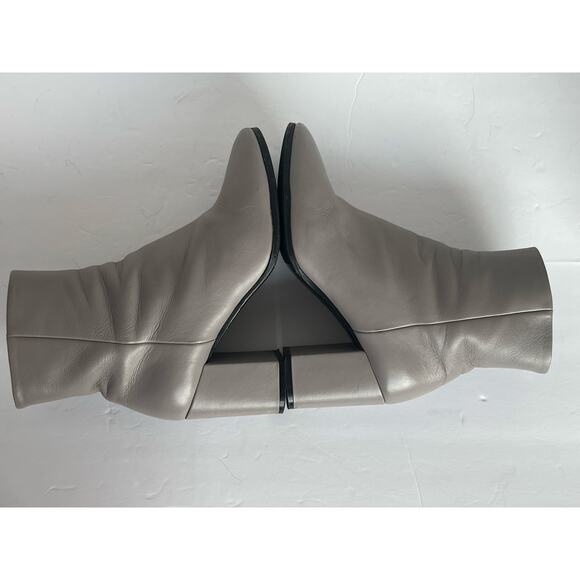 BALENCIAGA Gray Glove Leather Zip Up Chunky Heel Round Toe Ankle Boots 7  EU 37 - Picture 5 of 16